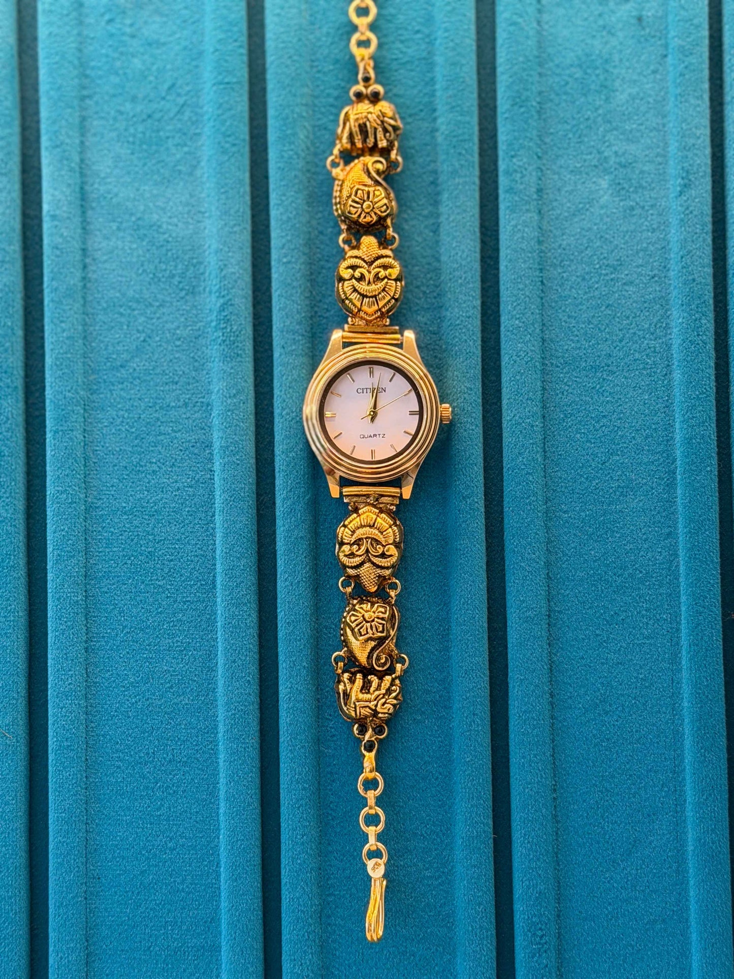Gold Polished 925 Silver Antique Watch for Women (3727)