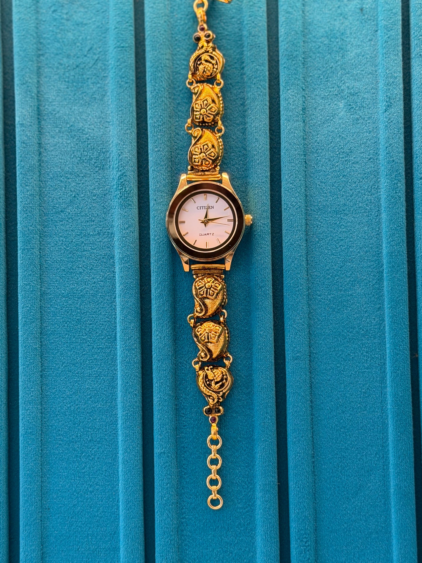 Gold Polished 925 Silver Antique Watch for Women (3735)