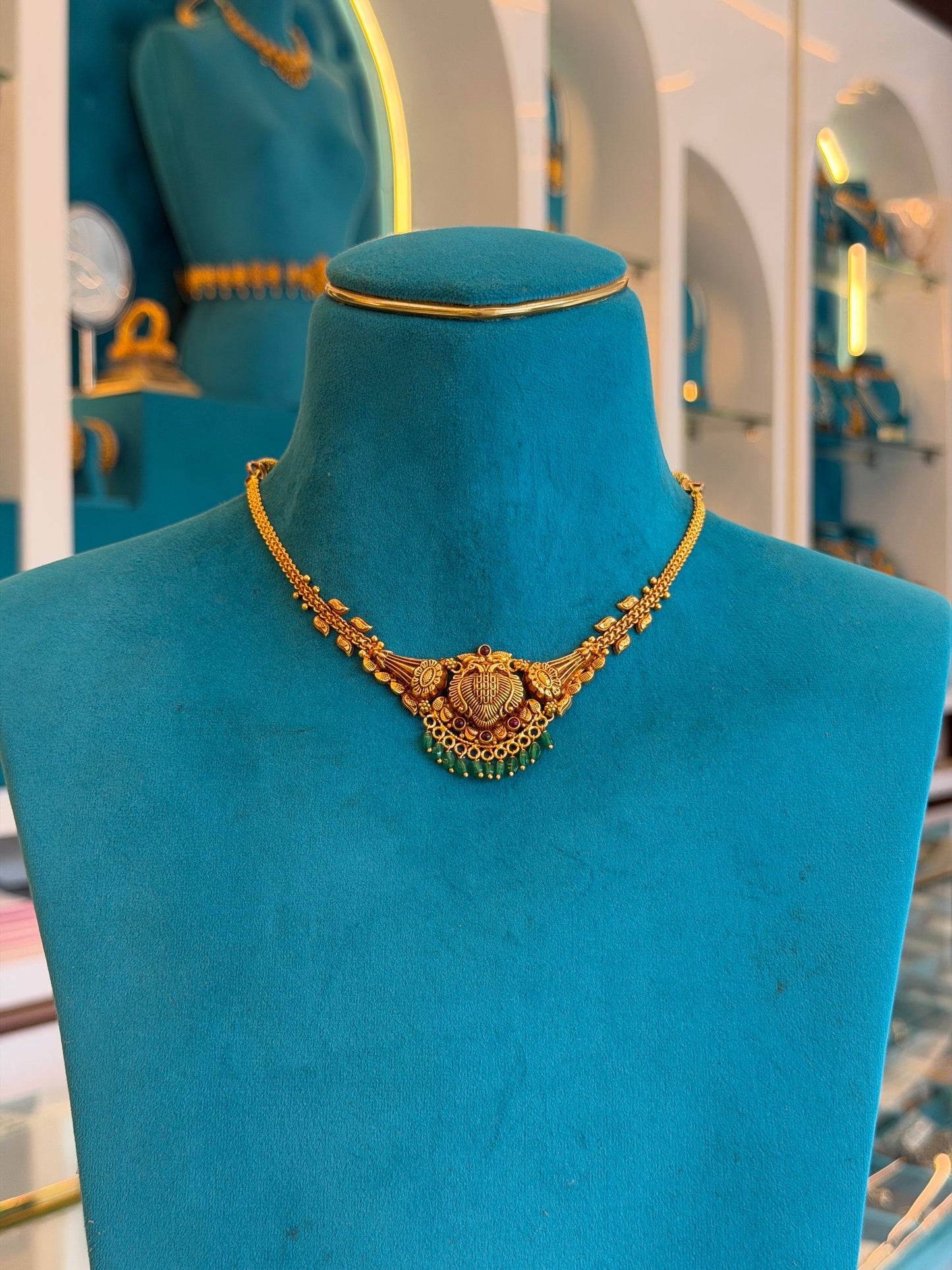 Short Necklace in 92.5 Silver Gold Polish (9838)
