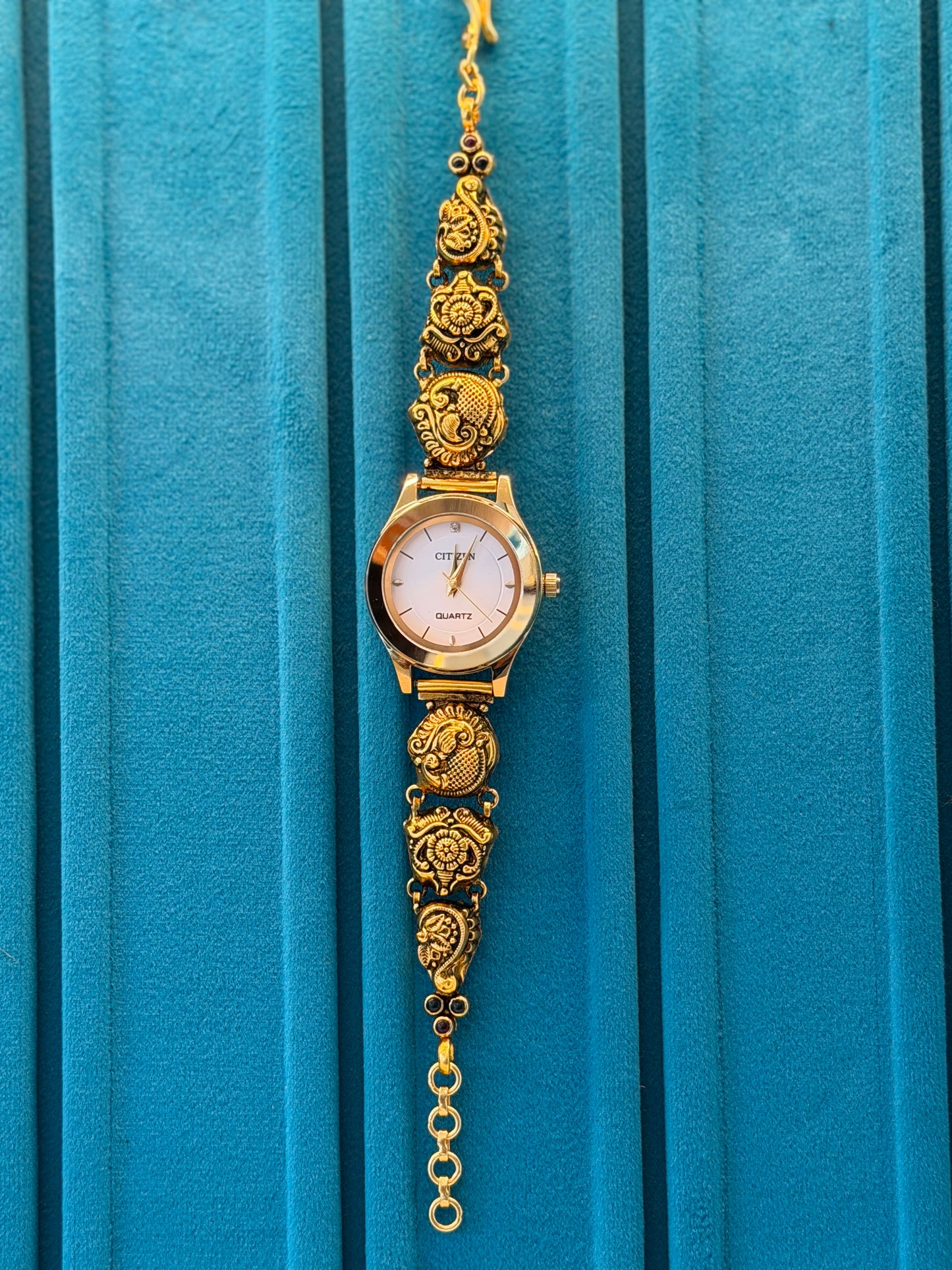 Gold Polished 925 Silver Antique Watch for Women (3729)