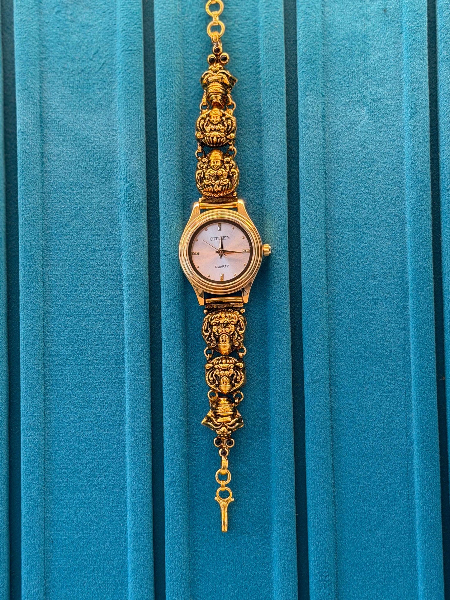 Gold Polished 925 Silver Antique Watch for Women (3733)