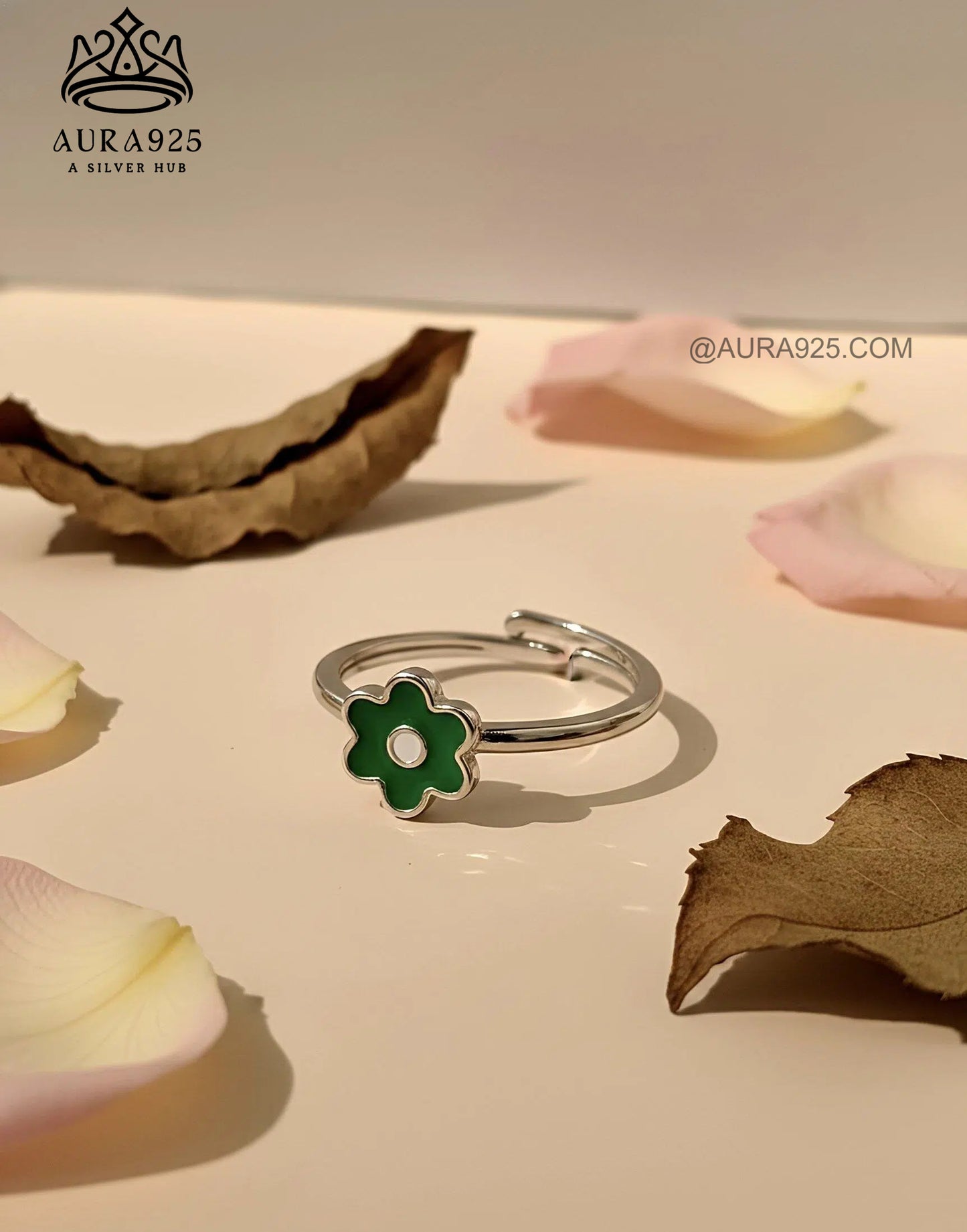 Retro Daisy Adjustable Ring: Green Enamel & 925 Silver SLR-5845