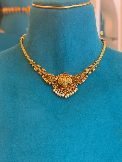 Short Necklace in 92.5 Silver Gold Polish (9842)