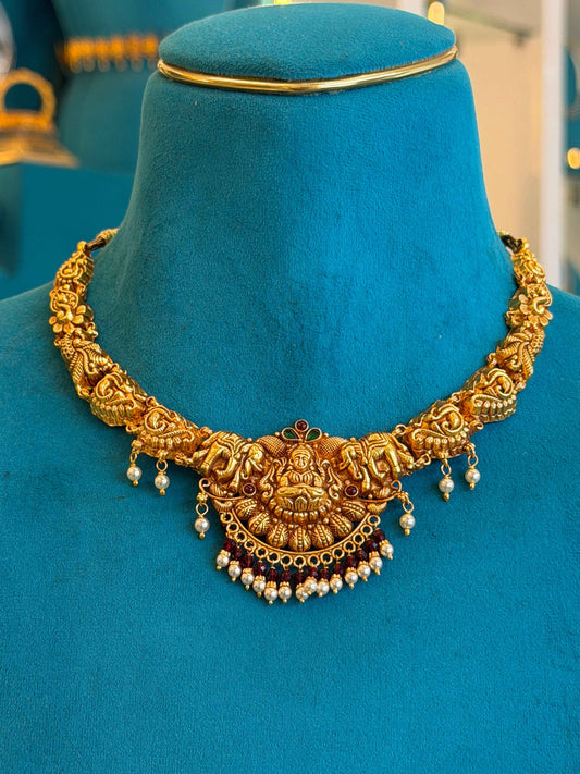 Short Necklace in 92.5 Silver Gold Polish (9817)