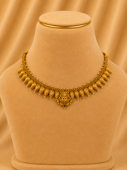 Short Necklace in 92.5 Silver Gold Polish (9816)