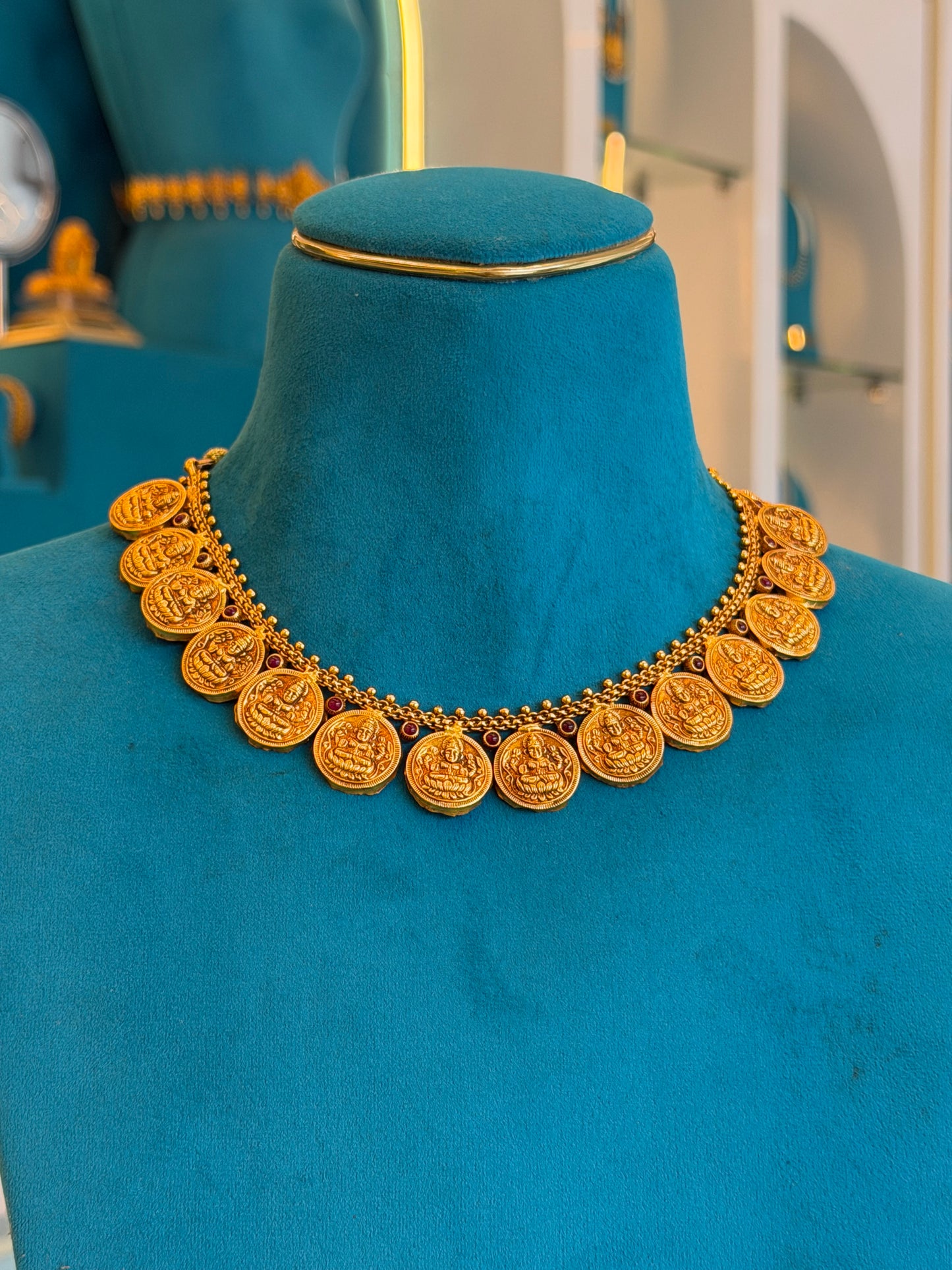 Short Necklace in 92.5 Silver Gold Polish (9822)