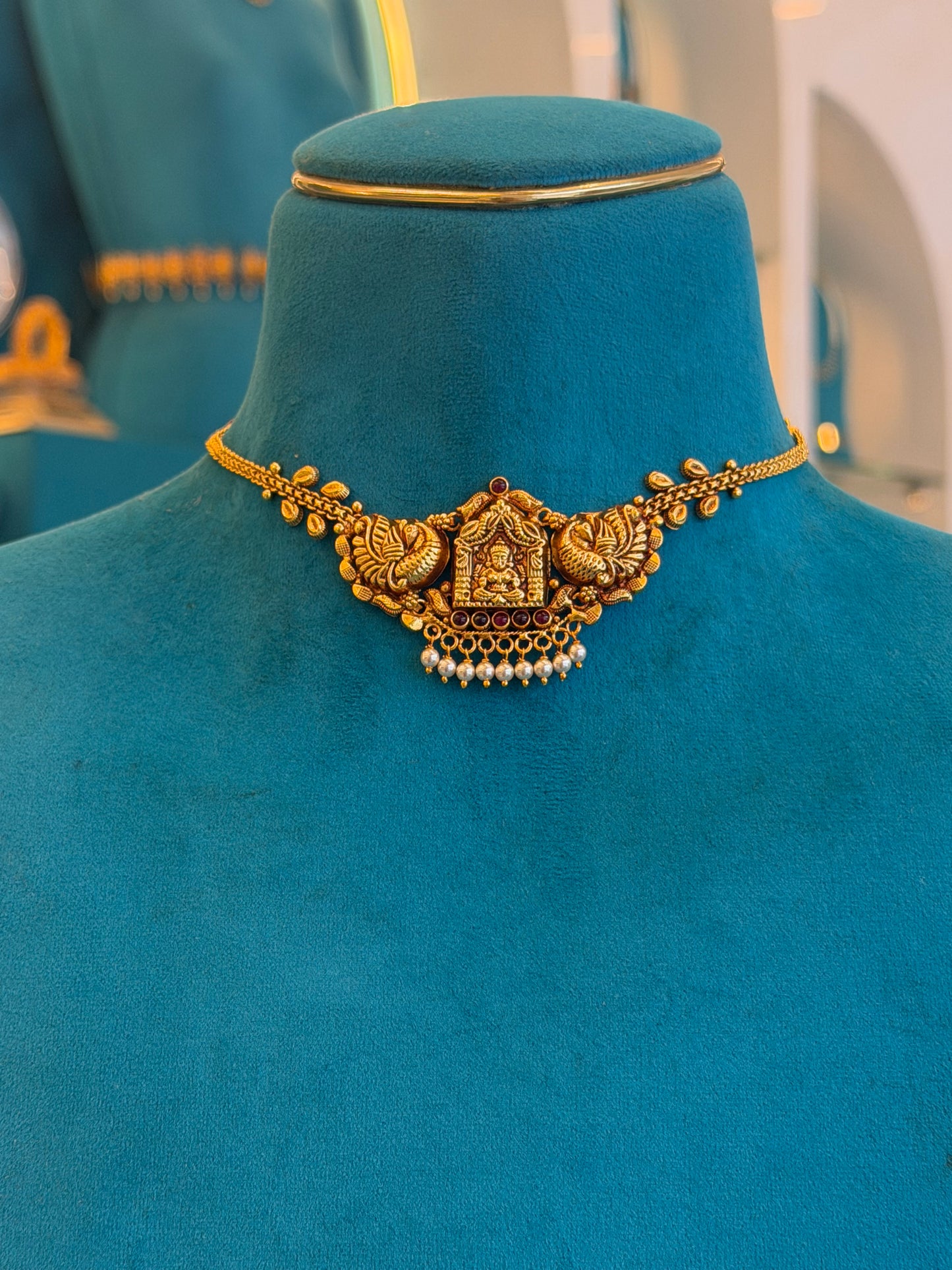 Short Necklace in 92.5 Silver Gold Polish (9847)