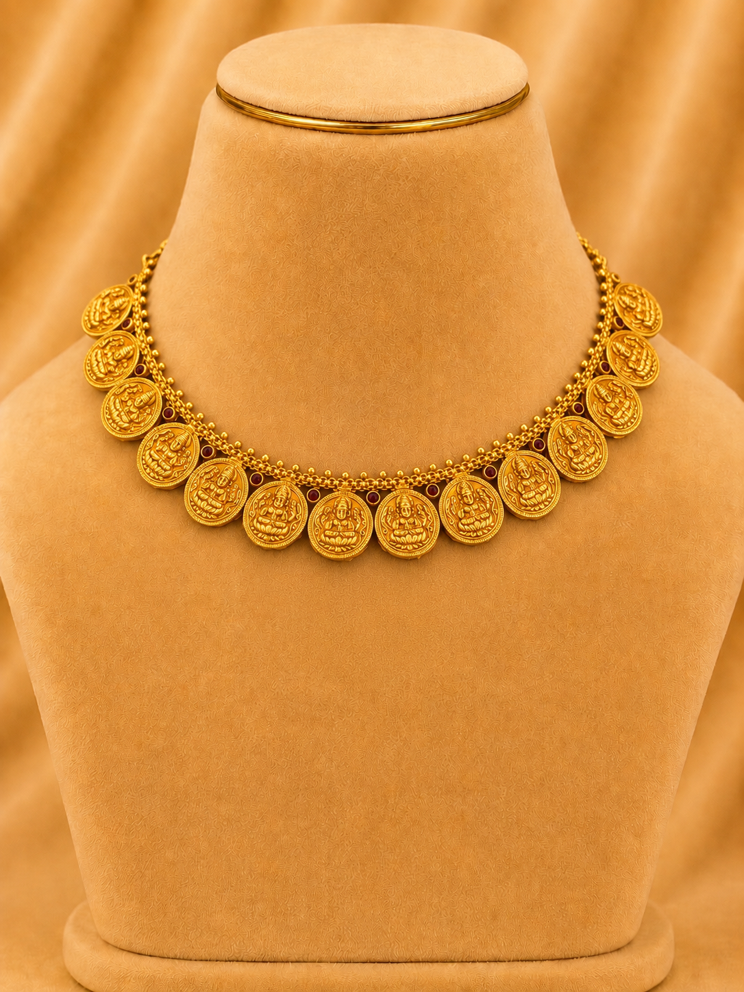 Short Necklace in 92.5 Silver Gold Polish (9823)