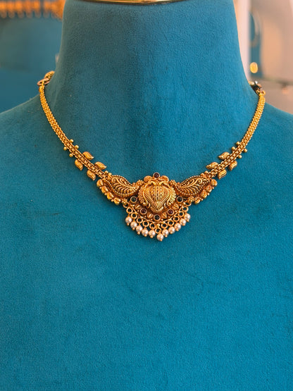 Short Necklace in 92.5 Silver Gold Polish (9842)