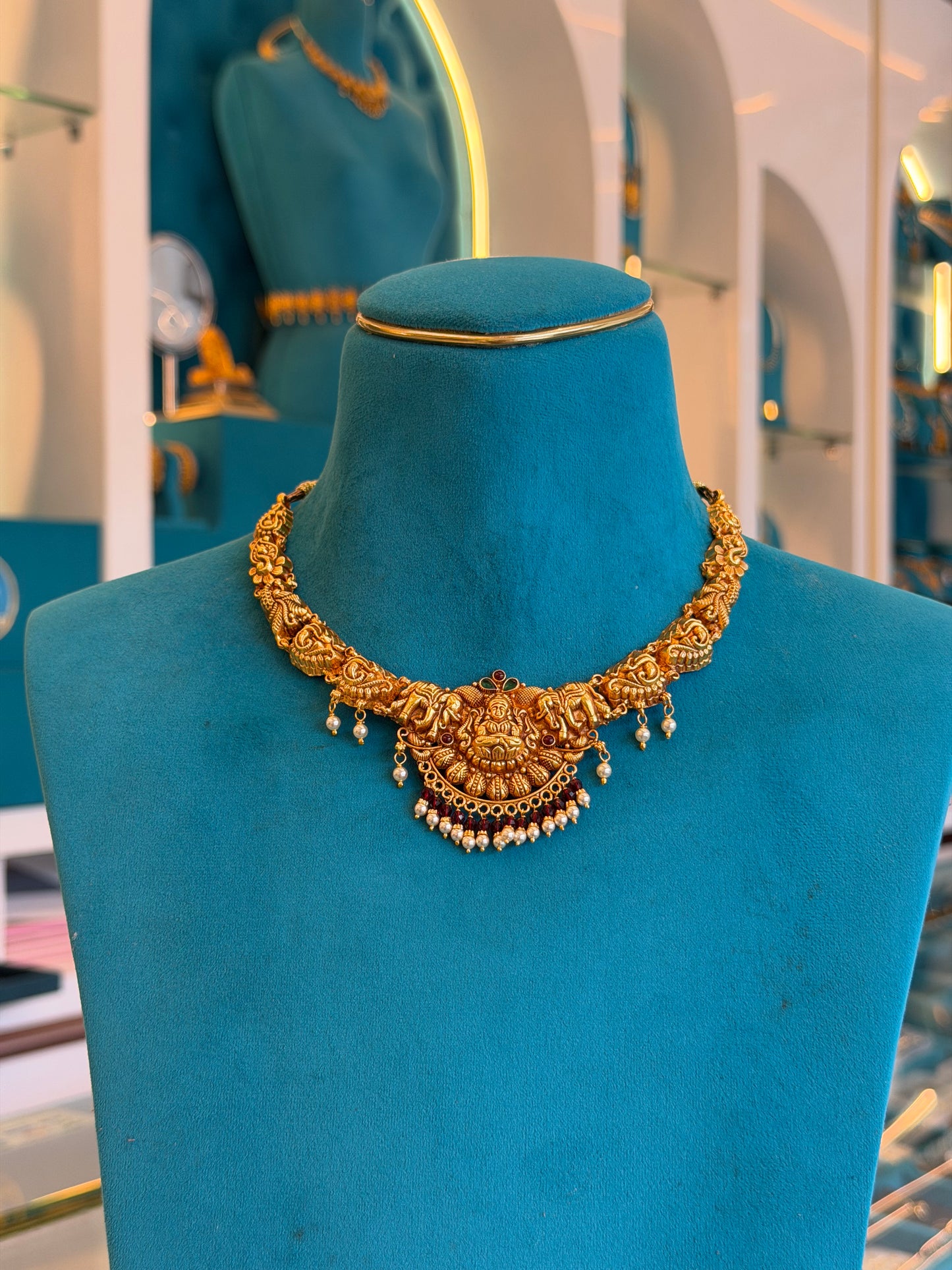 Short Necklace in 92.5 Silver Gold Polish (9817)