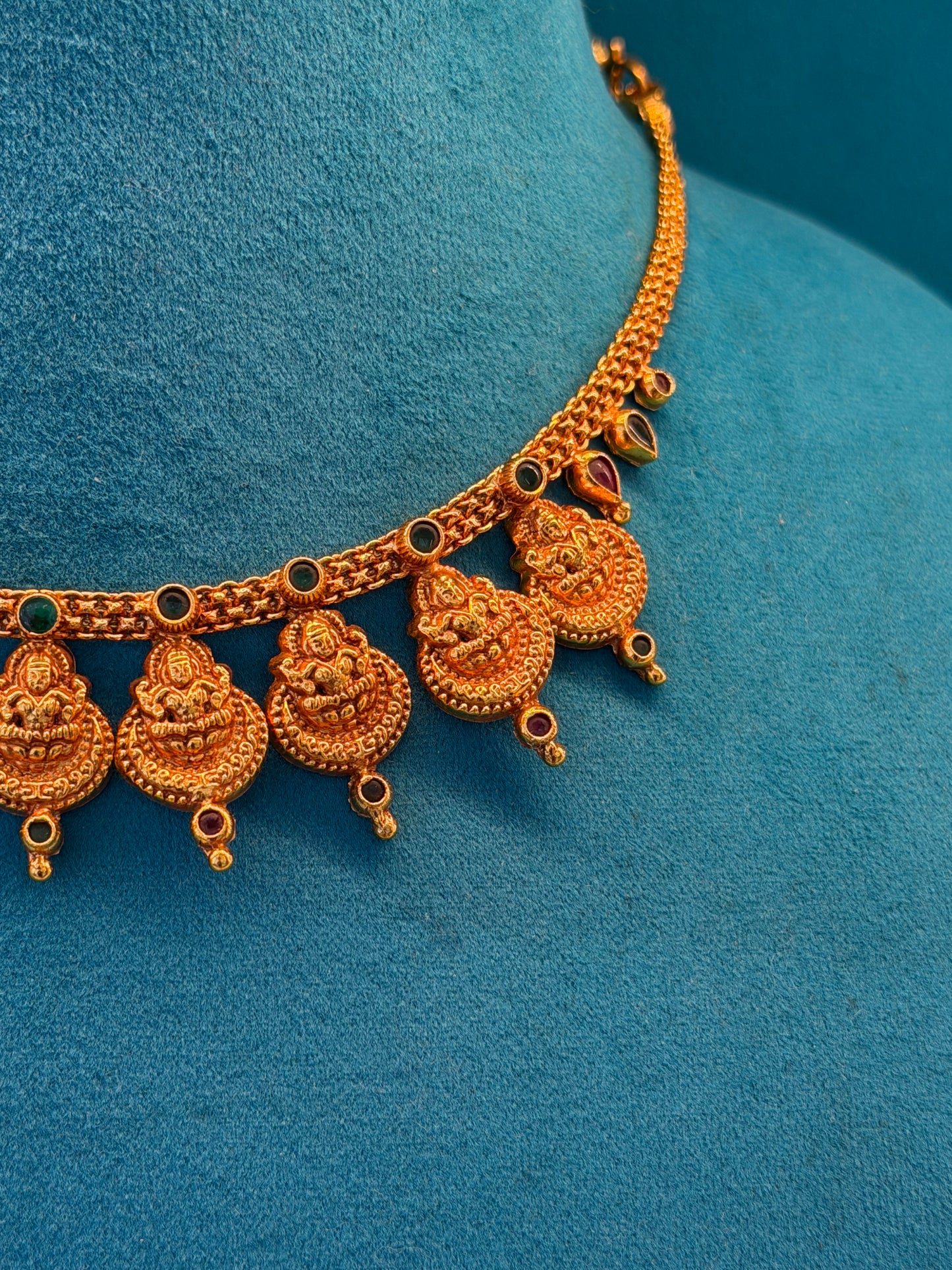 Short Necklace in 92.5 Silver Gold Polish (9796)