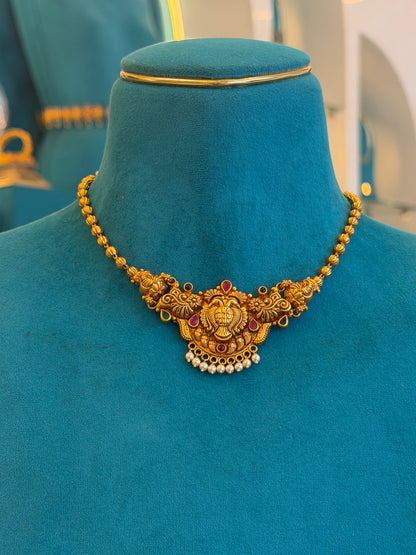 Short Necklace in 92.5 Silver Gold Polish (9846)