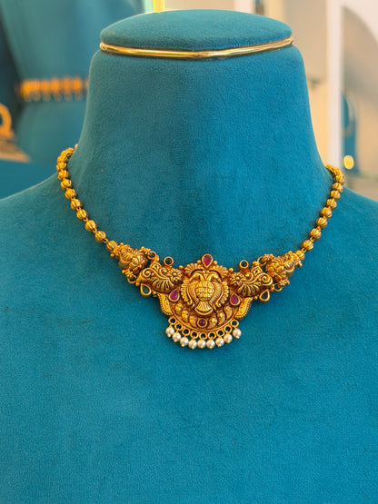 Short Necklace in 92.5 Silver Gold Polish (9846)