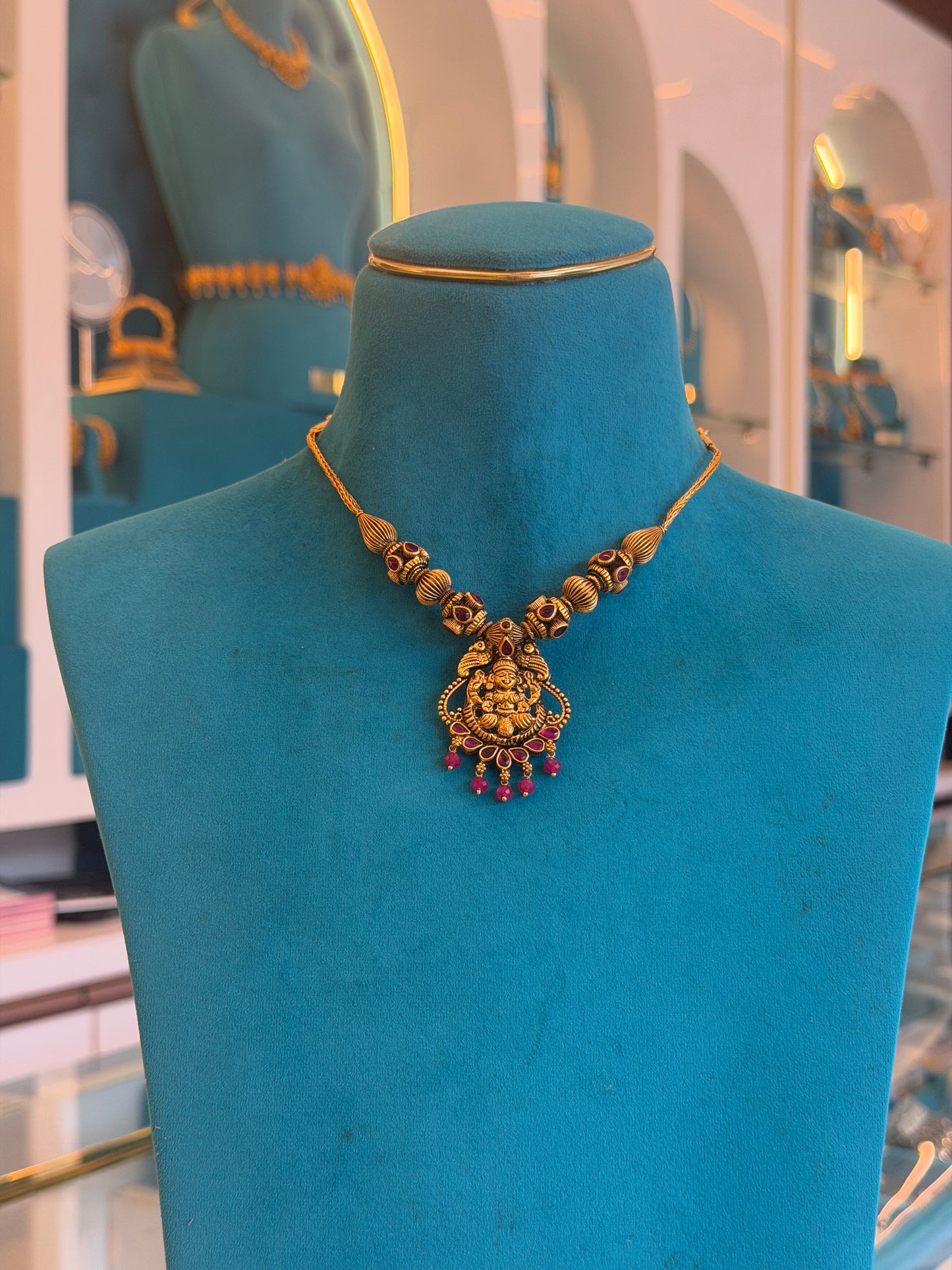 Short Necklace in 92.5 Silver Gold Polish (9844)