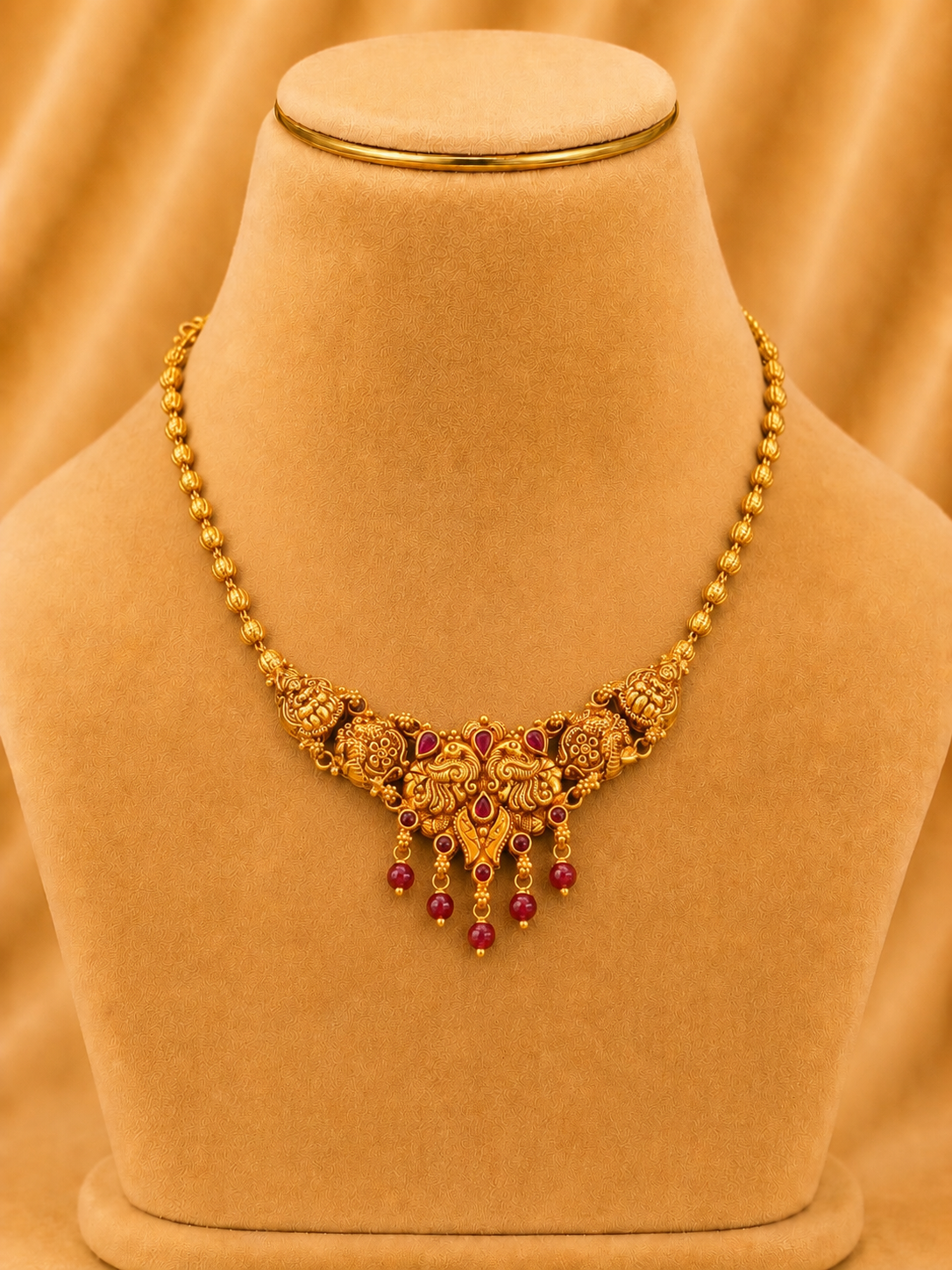 Short Necklace in 92.5 Silver Gold Polish (9840)