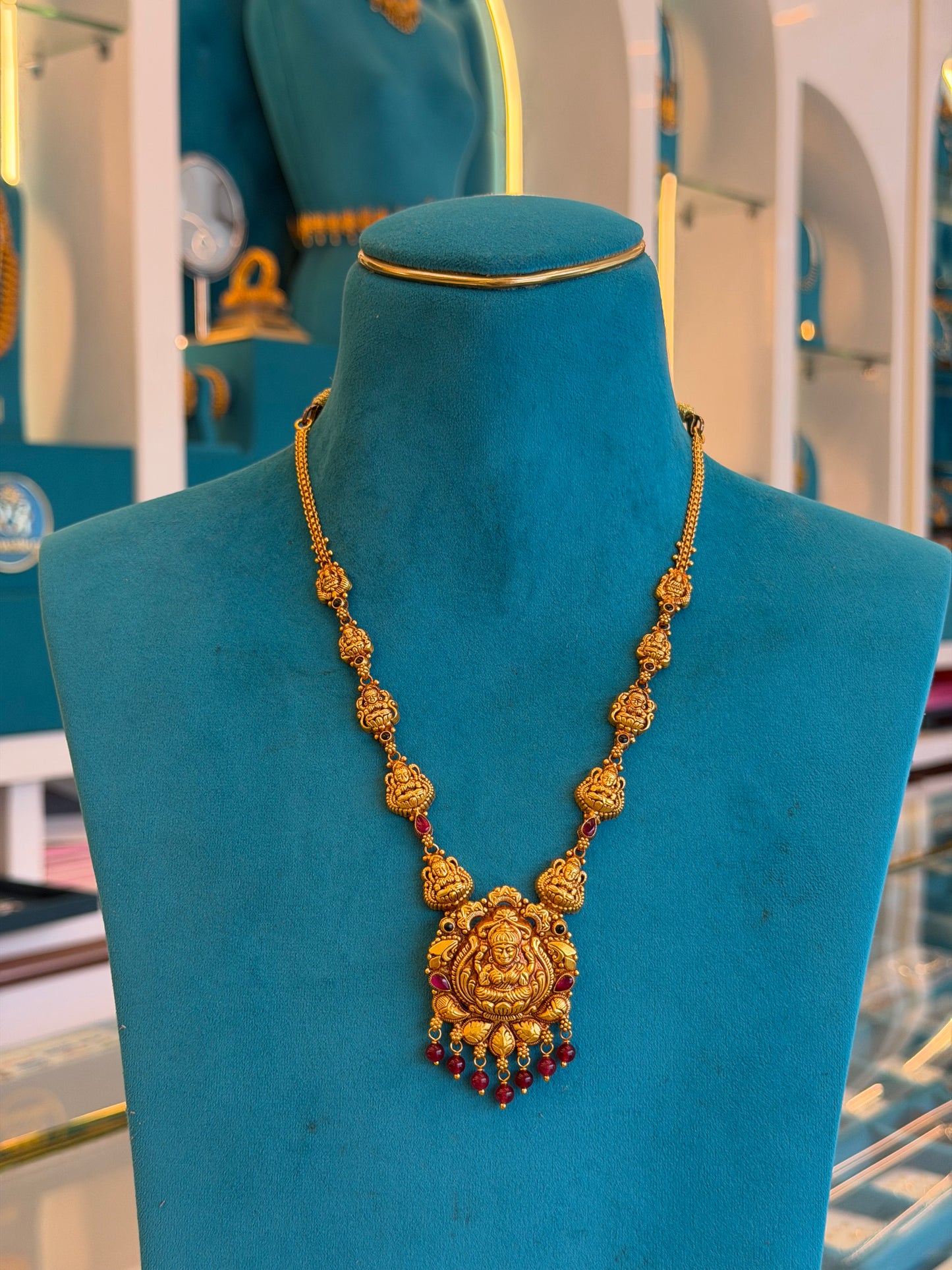 Short Necklace in 92.5 Silver Gold Polish (9827)