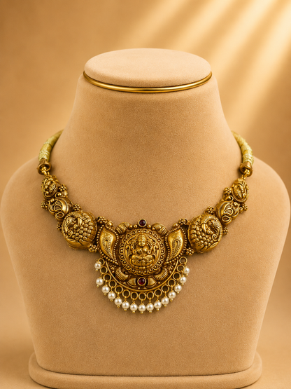 925 Sterling Silver Short Necklace for Women – Regal Design, Gold Polished, BIS Hallmarked (9796)
