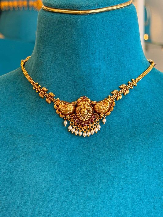 Short Necklace in 92.5 Silver Gold Polish (9837)