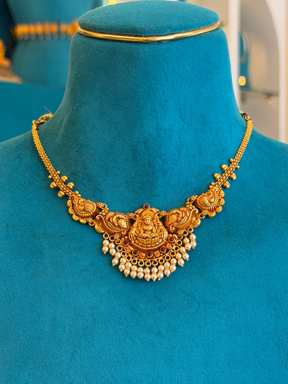 Short Necklace in 92.5 Silver Gold Polish (9835)