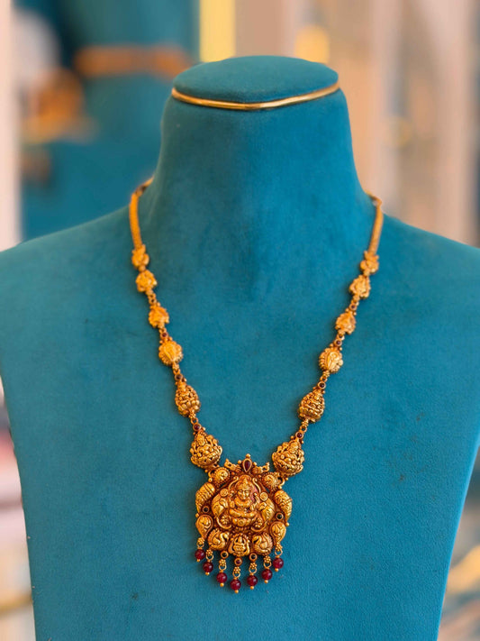 Short Necklace in 92.5 Silver Gold Polish (9828)