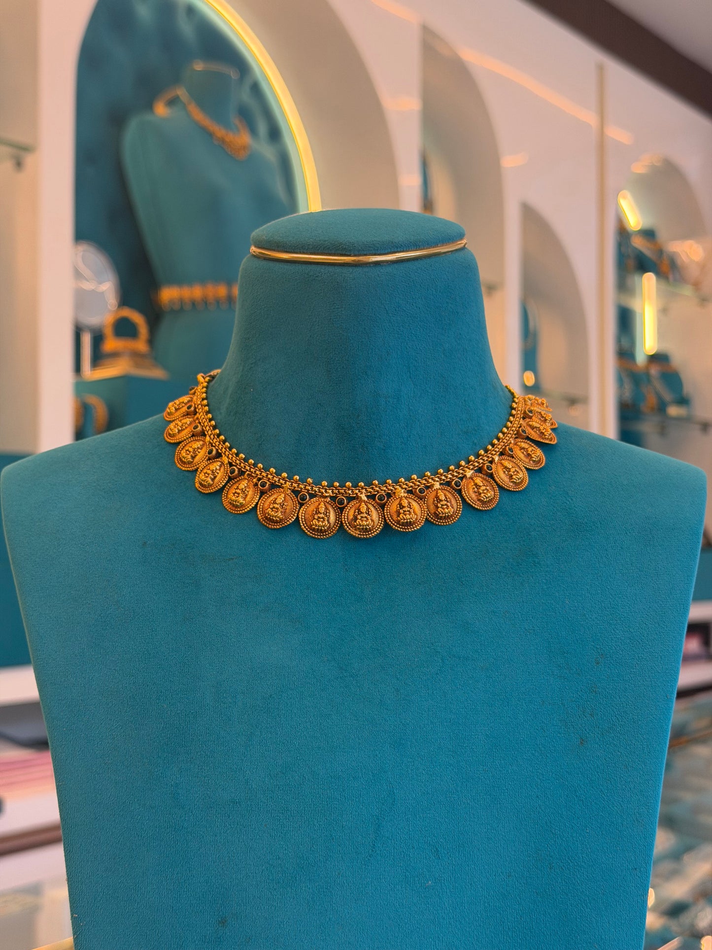 Short Necklace in 92.5 Silver Gold Polish (9845)