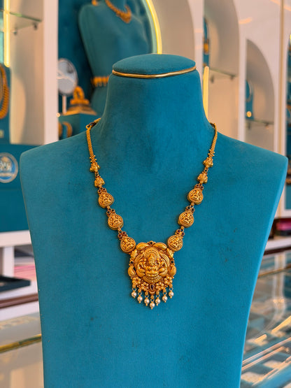 Short Necklace in 92.5 Silver Gold Polish (9824)