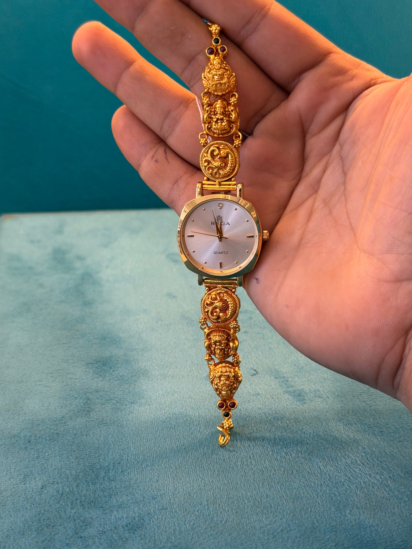Gold Polished 925 Silver Antique Watch for Women (3743)