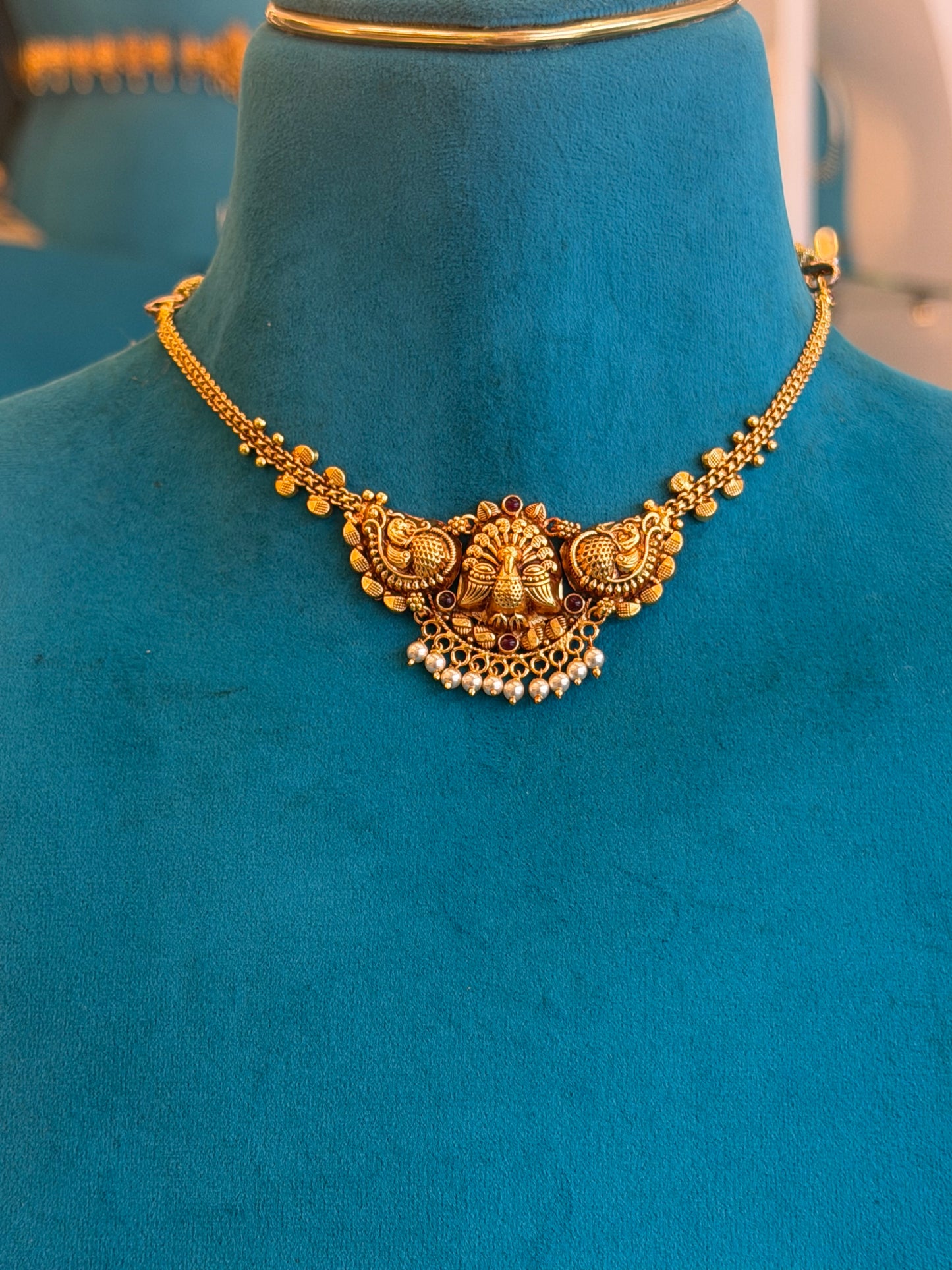 Short Necklace in 92.5 Silver Gold Polish (9843)