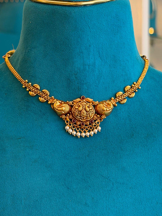 Short Necklace in 92.5 Silver Gold Polish (9836)