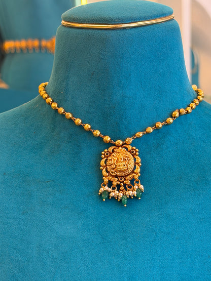 Short Necklace in 92.5 Silver Gold Polish (9849)