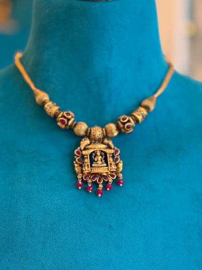 Short Necklace in 92.5 Silver Gold Polish (9831)