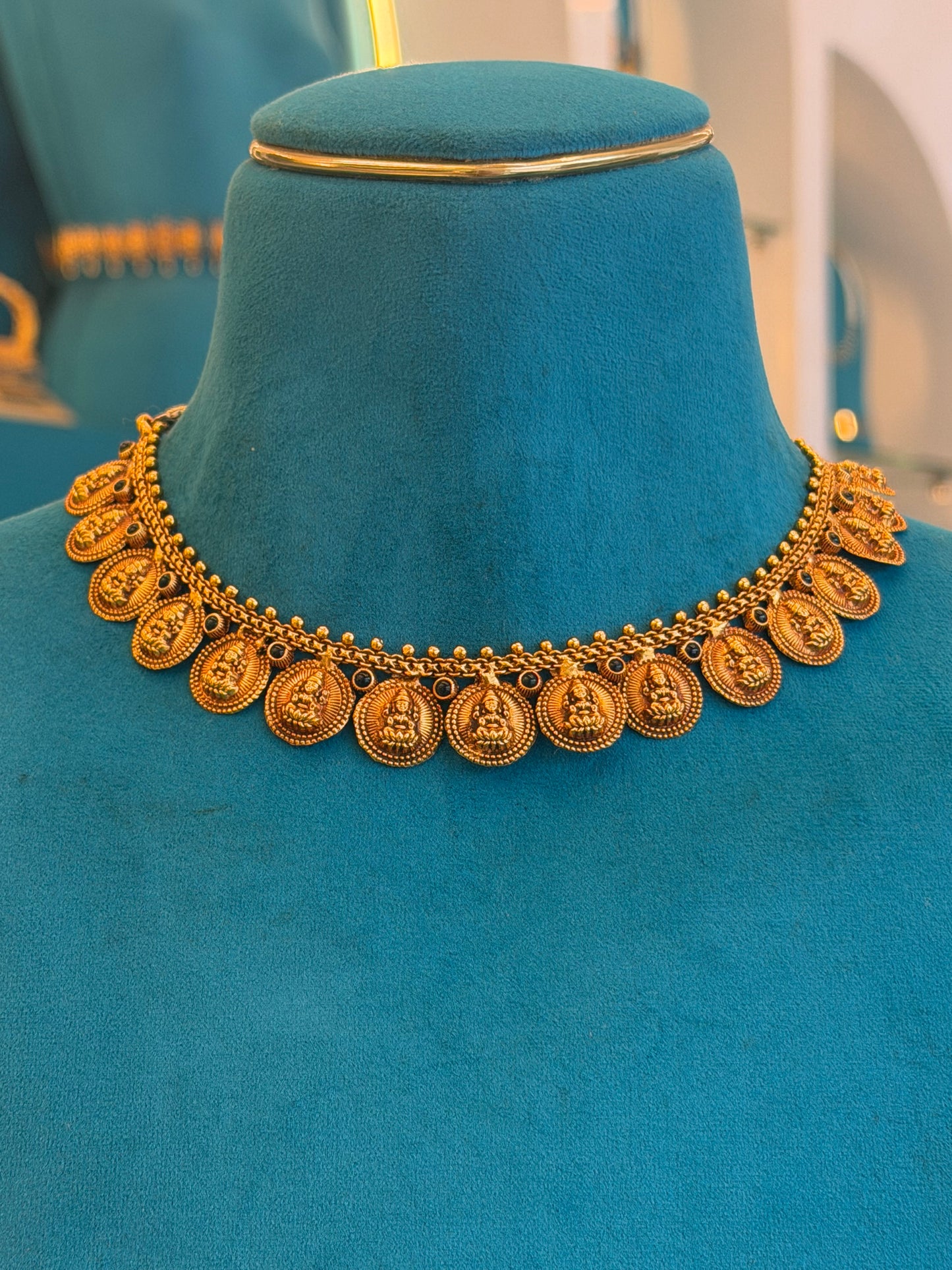 Short Necklace in 92.5 Silver Gold Polish (9845)