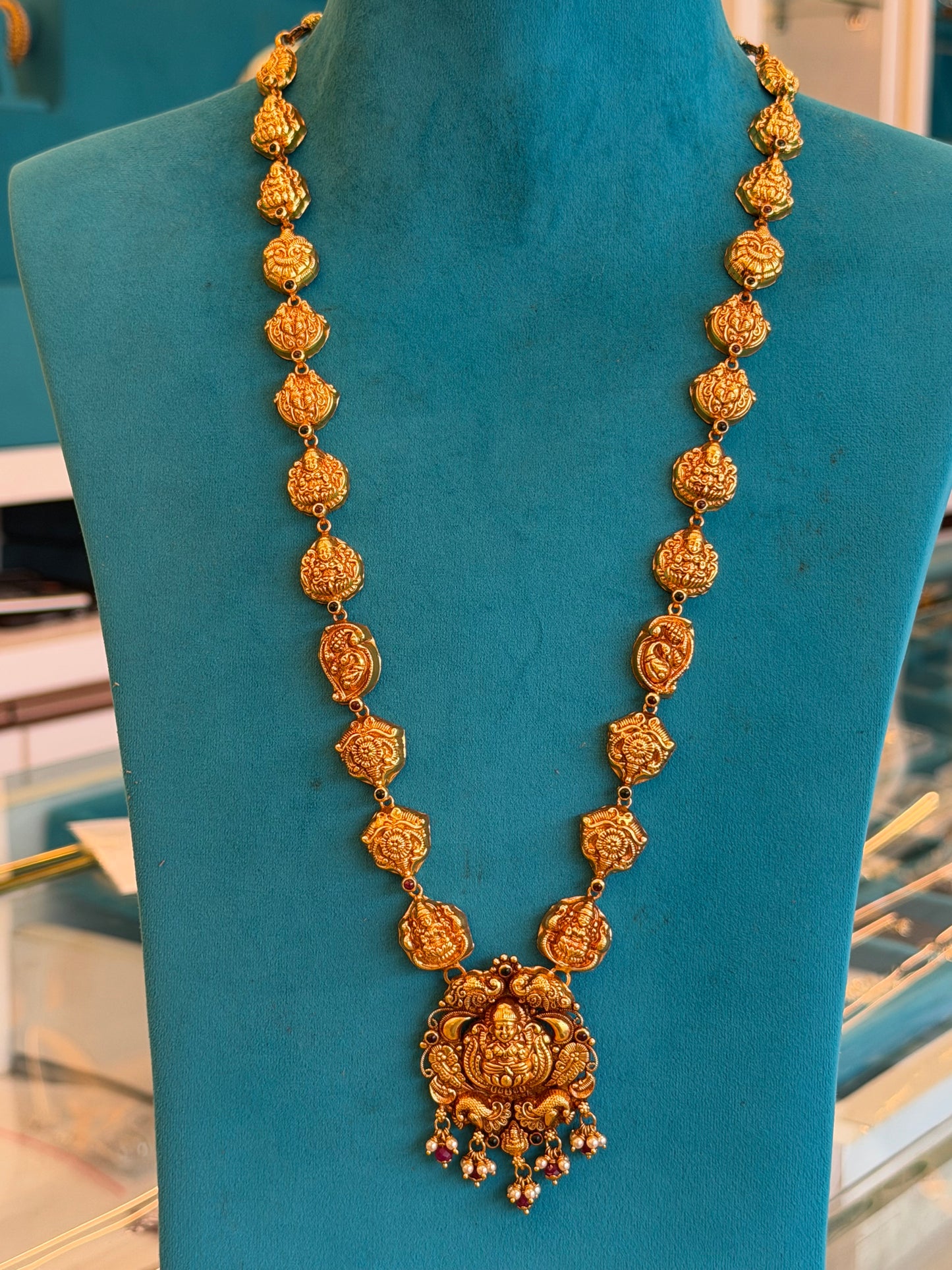 Short Necklace in 92.5 Silver Gold Polish (9826)