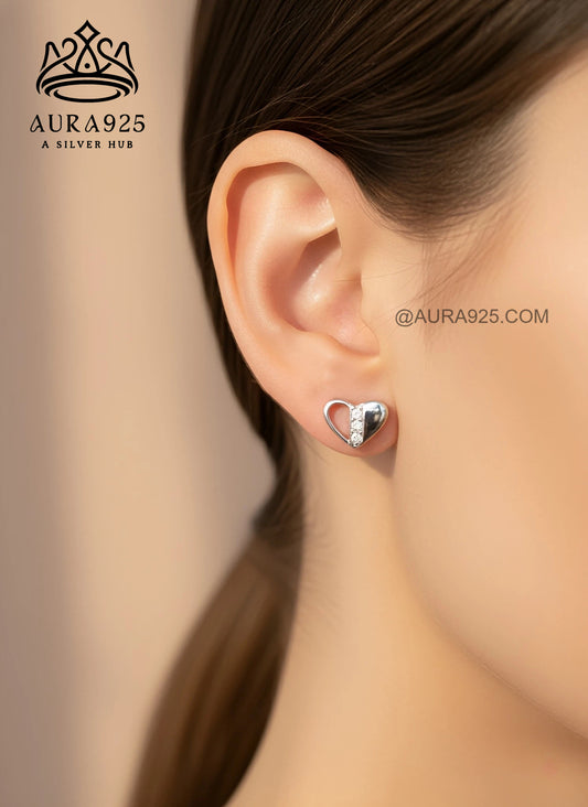 Delicate Heart Stud Earrings SILVER925 SLE-8561
