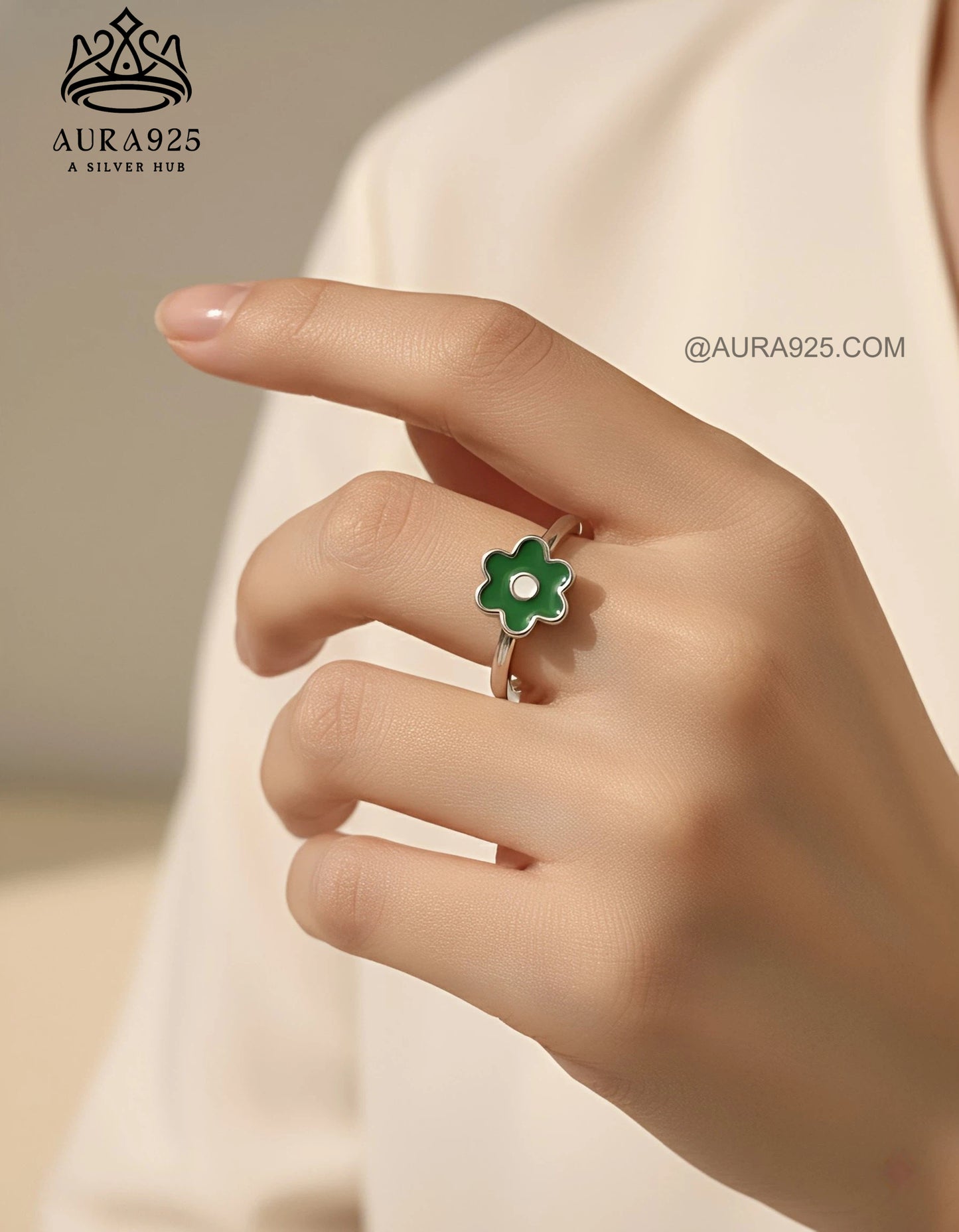 Retro Daisy Adjustable Ring: Green Enamel & 925 Silver SLR-5845