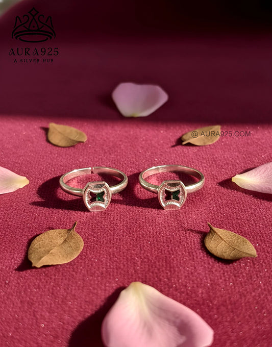Luxe Silver 925 Green Gemstone Toe Ring Pair SLTR-9931