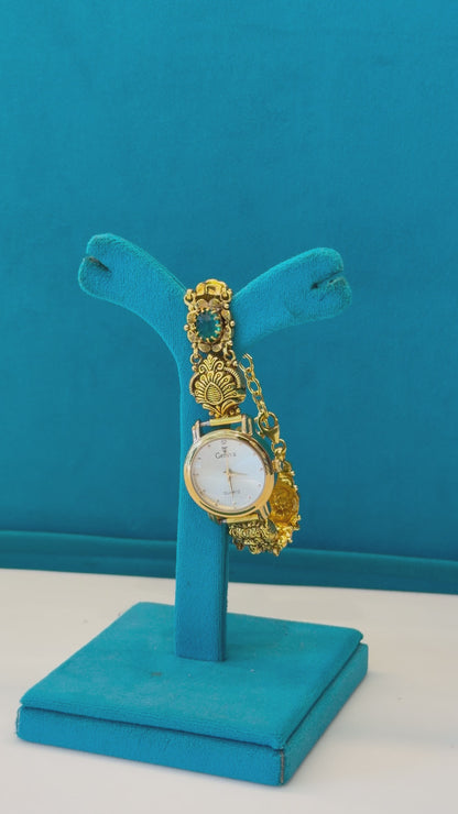 Gold Polished 925 Silver Antique Watch Bracelet with Green Lab Grown Diamond for Women (3726)